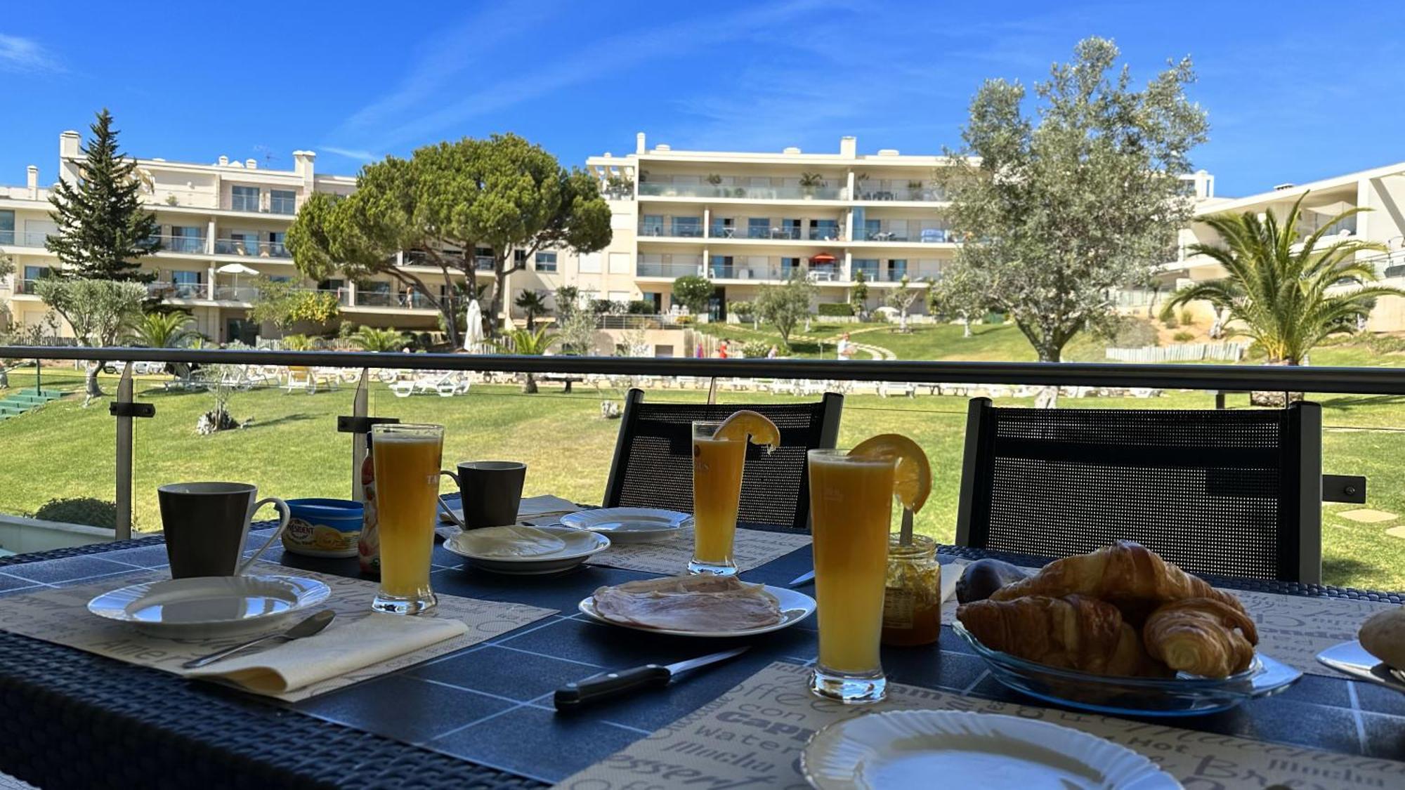 Charmant Appartement A 1Km De La Plage, Avec Piscine A Albufeira Kültér fotó